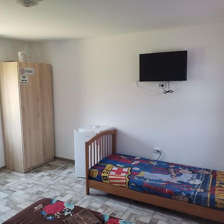 Casa Andrei A Hotel Корбу Екстериор снимка